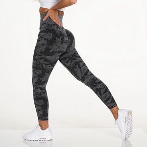 NVGTN Navi Black Camo Seamless Leggings